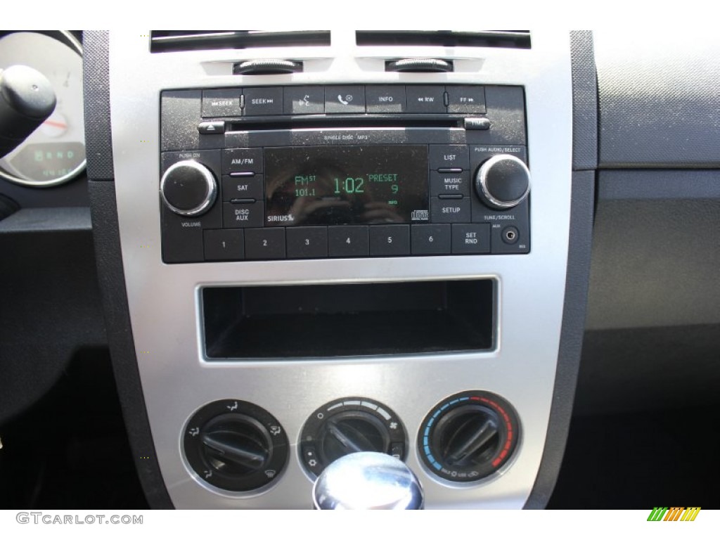 2009 Dodge Caliber SXT Controls Photo #66325881