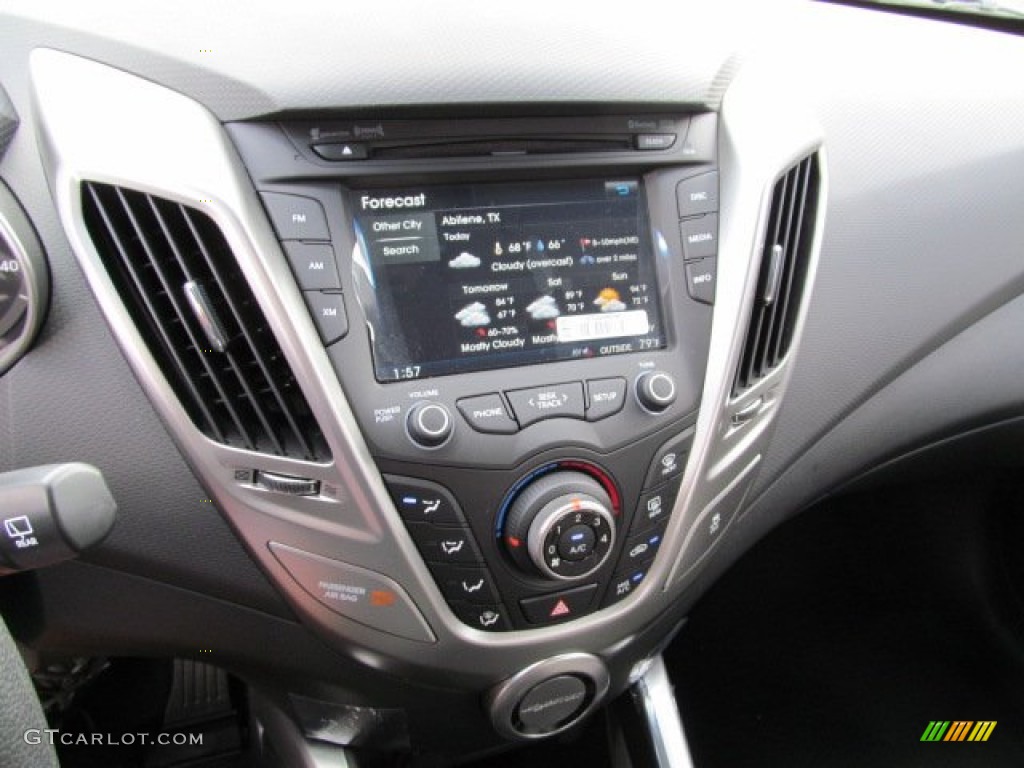 2012 Hyundai Veloster Standard Veloster Model Controls Photo #66329793