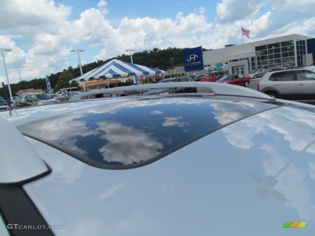 2012 Elantra SE Touring - Shimmering Silver / Black photo #3