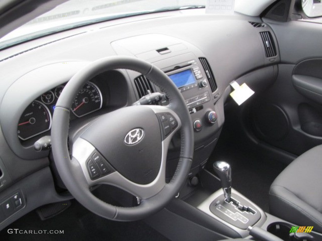 2012 Elantra SE Touring - Shimmering Silver / Black photo #6