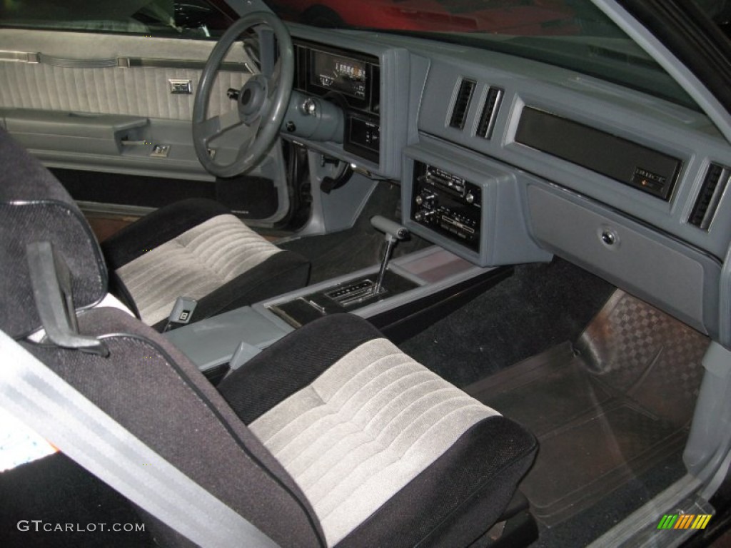 Black/Gray Interior 1987 Buick Regal Coupe Photo #66330030