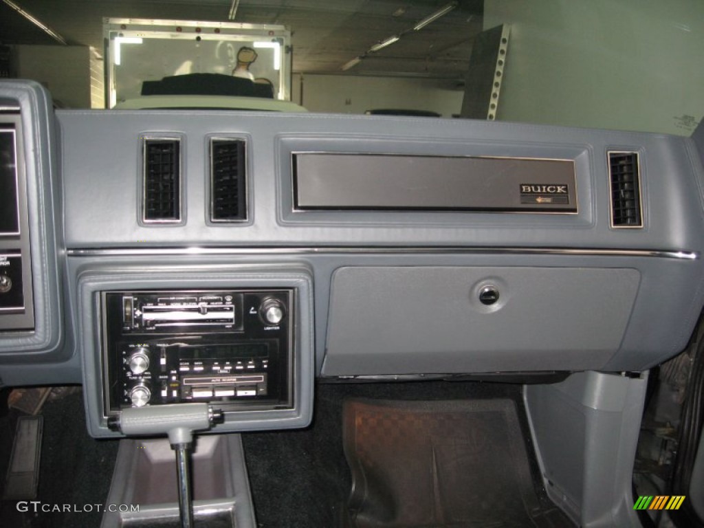 1987 Buick Regal Coupe Black/Gray Dashboard Photo #66330111