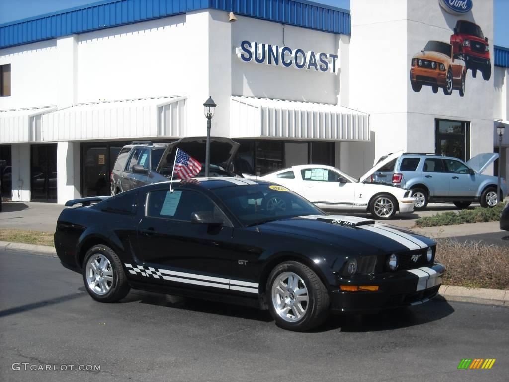 2008 Mustang GT Premium Coupe - Black / Dark Charcoal photo #1