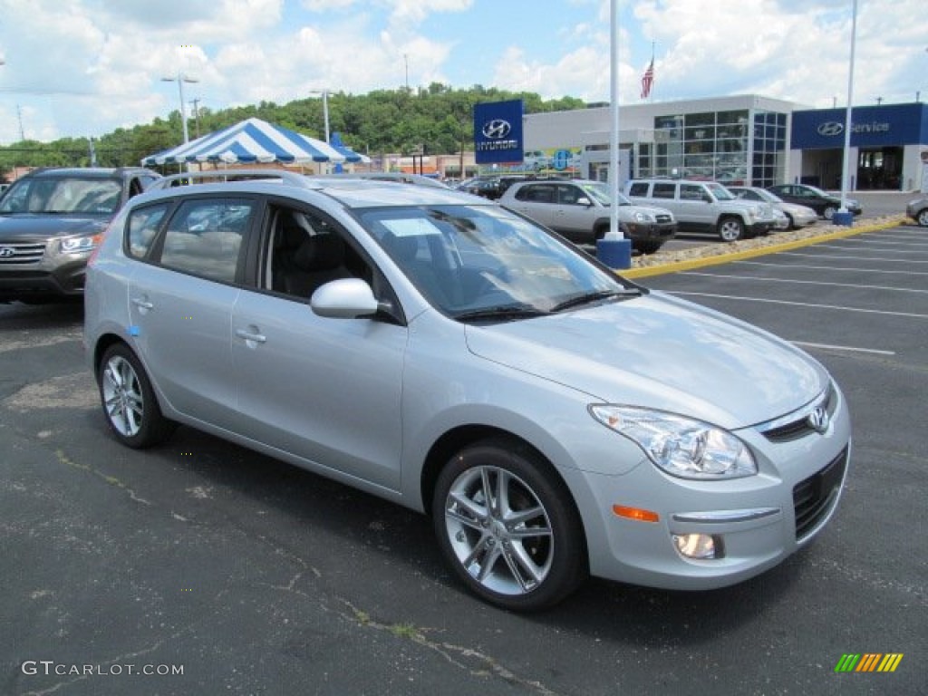 Shimmering Silver Hyundai Elantra