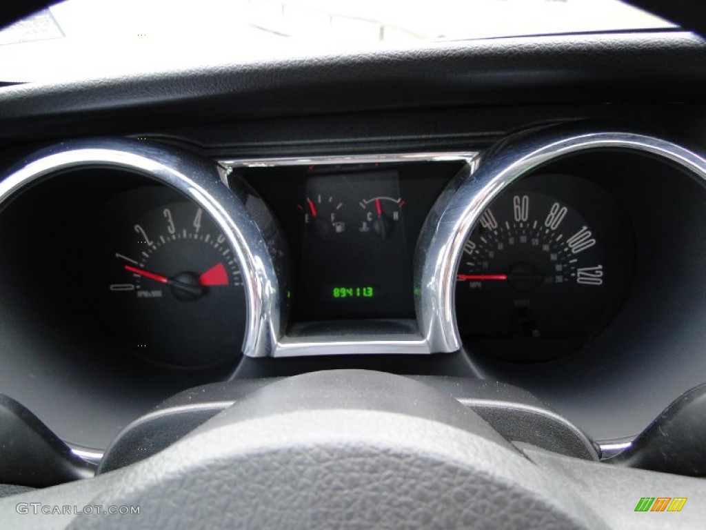 2005 Ford Mustang V6 Deluxe Coupe Gauges Photos