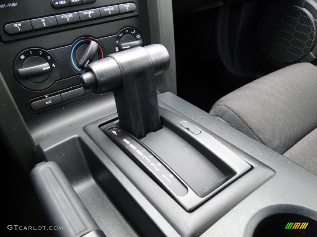 2005 Mustang V6 Deluxe Coupe - Legend Lime Metallic / Dark Charcoal photo #19