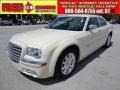 Cool Vanilla White 2009 Chrysler 300 C HEMI