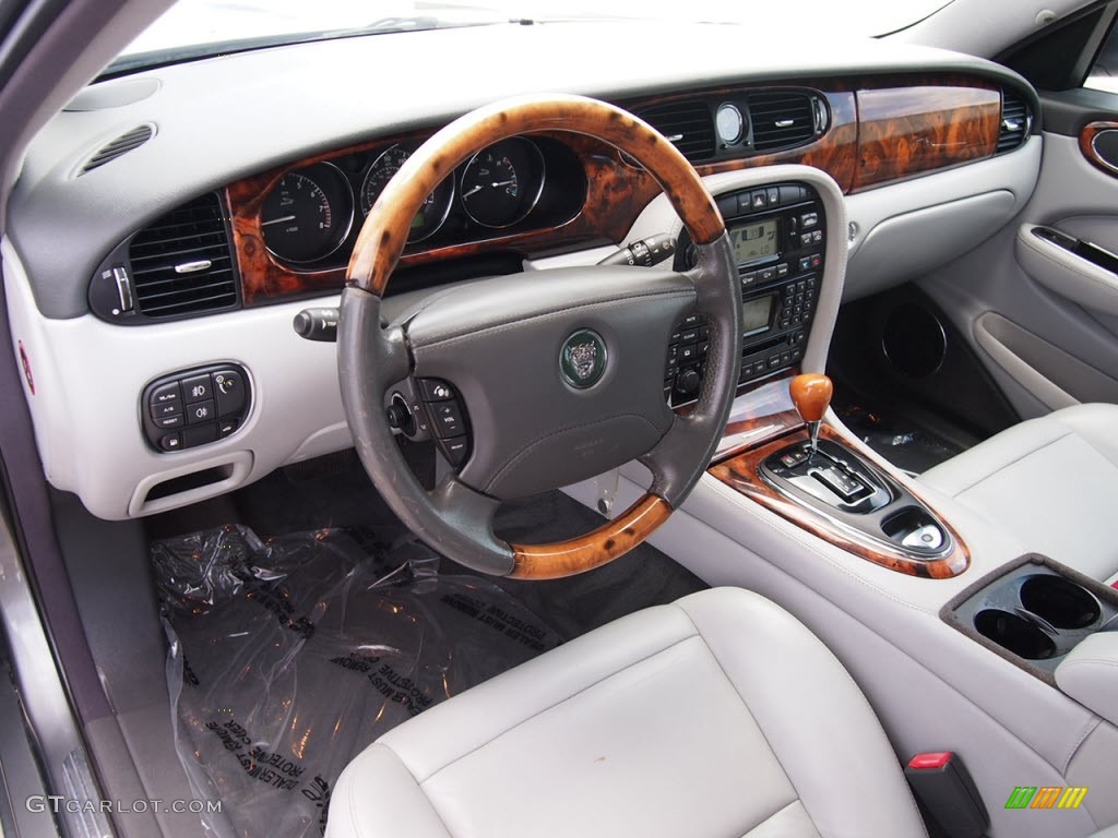 2004 XJ XJ8 - Dark Blue Grey Pearl Metallic / Dove photo #4