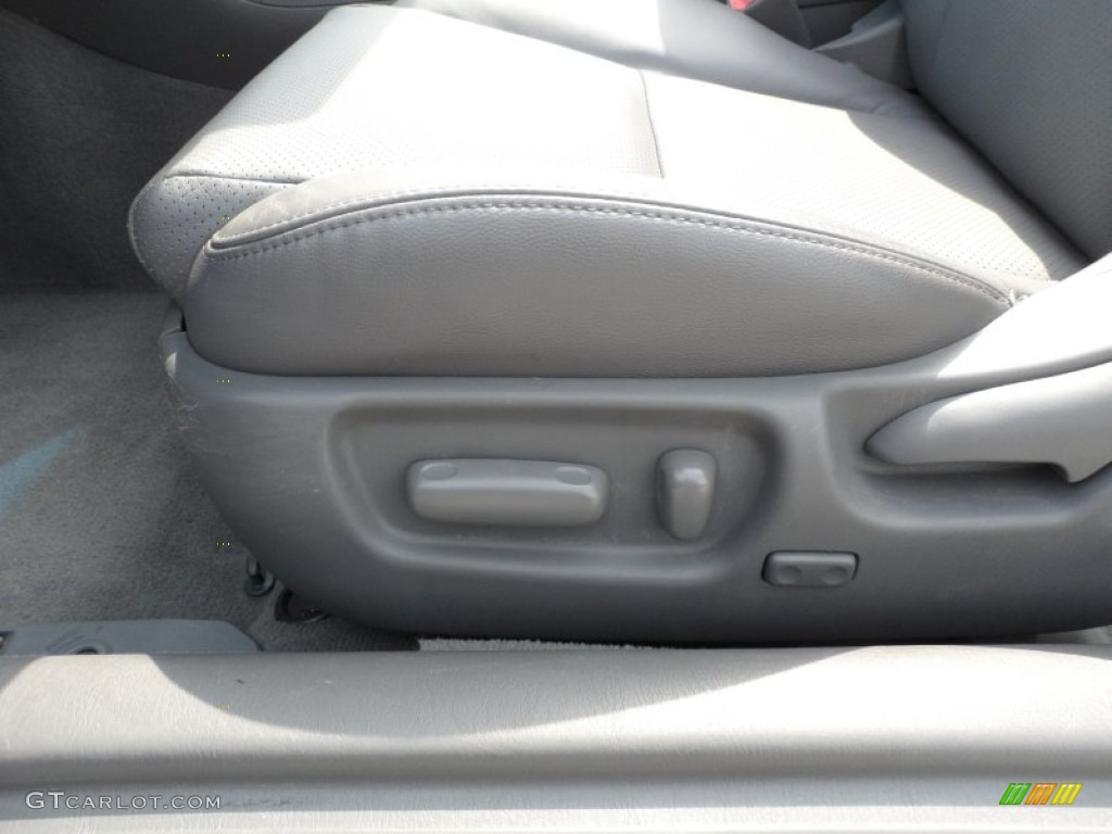 2008 Toyota Solara SLE V6 Convertible Controls Photo #66336528