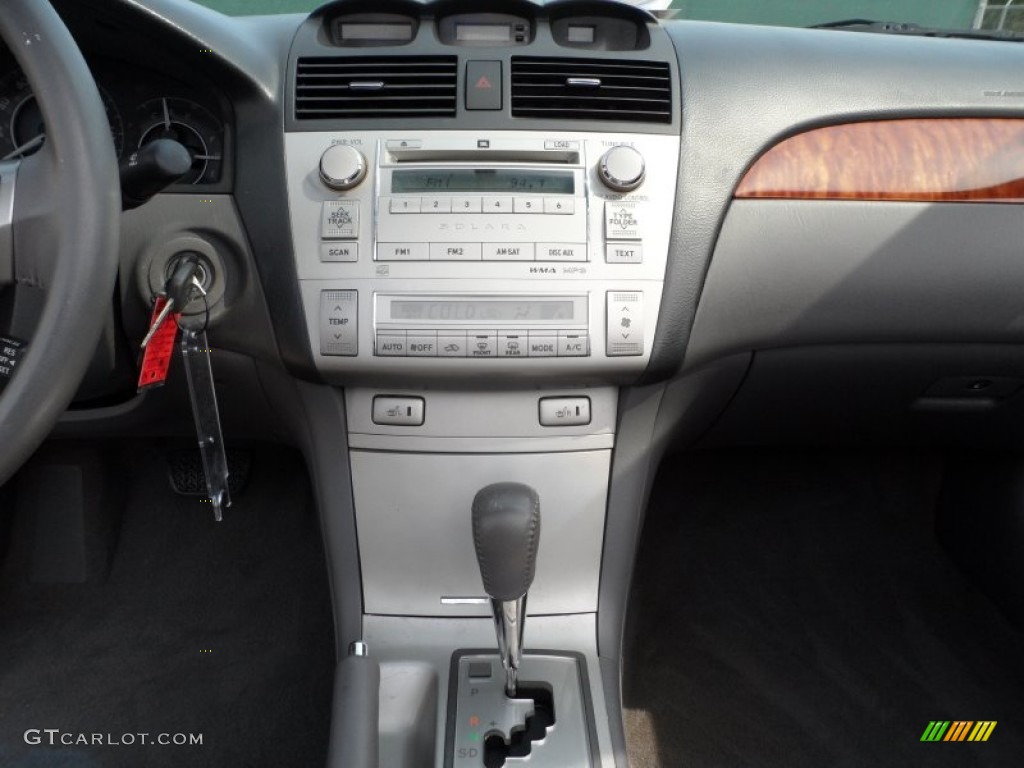 2008 Toyota Solara SLE V6 Convertible Controls Photo #66336540