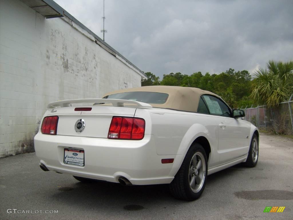 2006 Mustang GT Premium Convertible - Performance White / Light Parchment photo #3