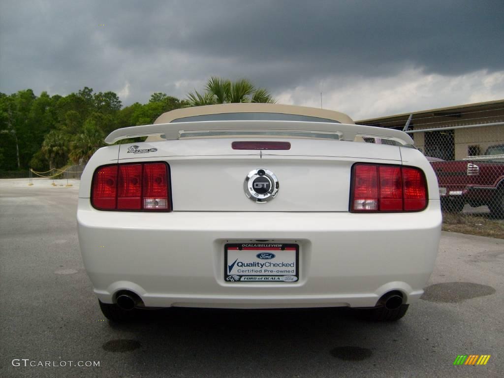 2006 Mustang GT Premium Convertible - Performance White / Light Parchment photo #4