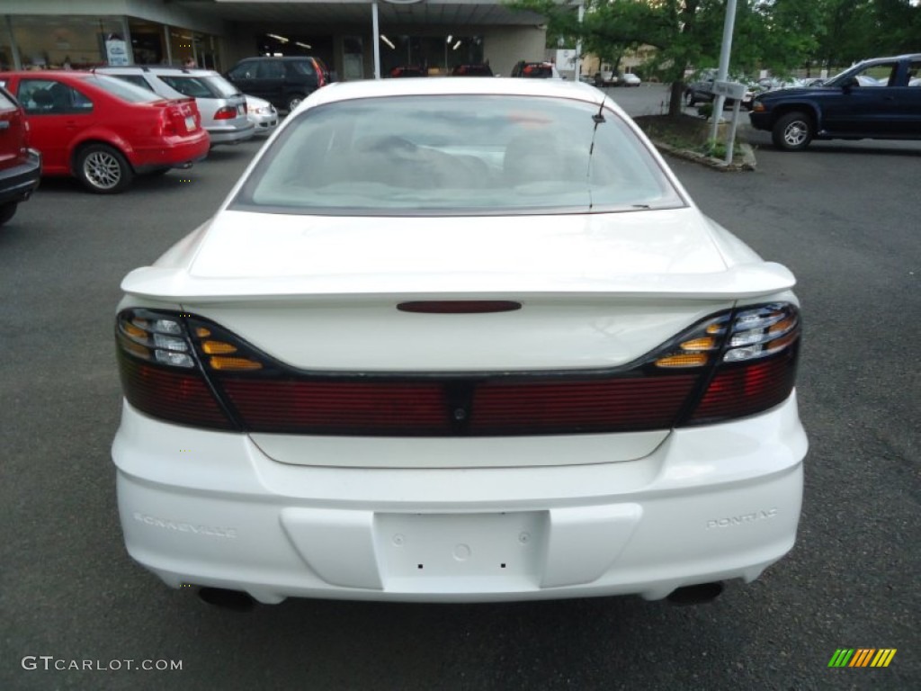 2003 Bonneville SLE - Ivory White / Taupe photo #6