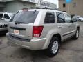 2007 Light Graystone Pearl Jeep Grand Cherokee Laredo 4x4  photo #2