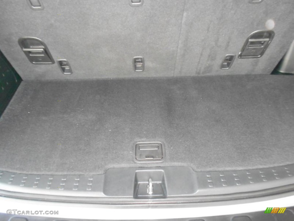 2010 Pilot Touring 4WD - Alabaster Silver Metallic / Black photo #10