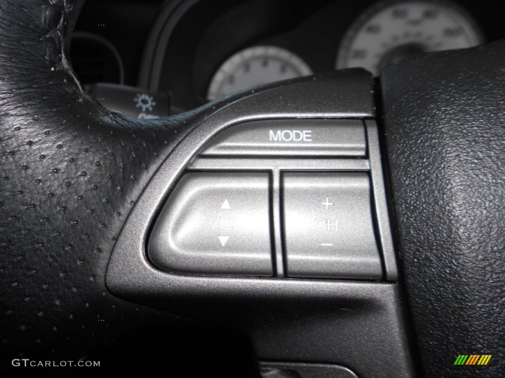 2010 Pilot Touring 4WD - Alabaster Silver Metallic / Black photo #24