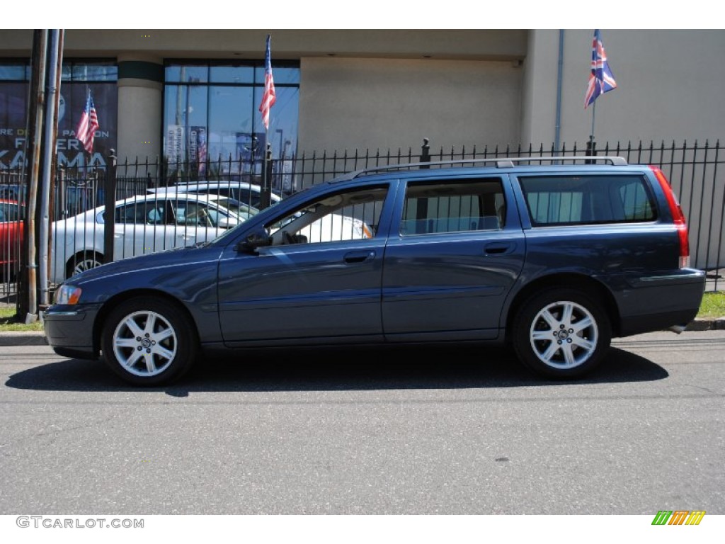 2005 V70 2.5T - Magic Blue Metallic / Taupe/Light Taupe photo #3