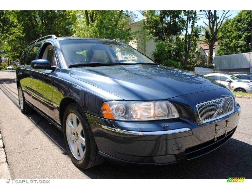 2005 V70 2.5T - Magic Blue Metallic / Taupe/Light Taupe photo #7