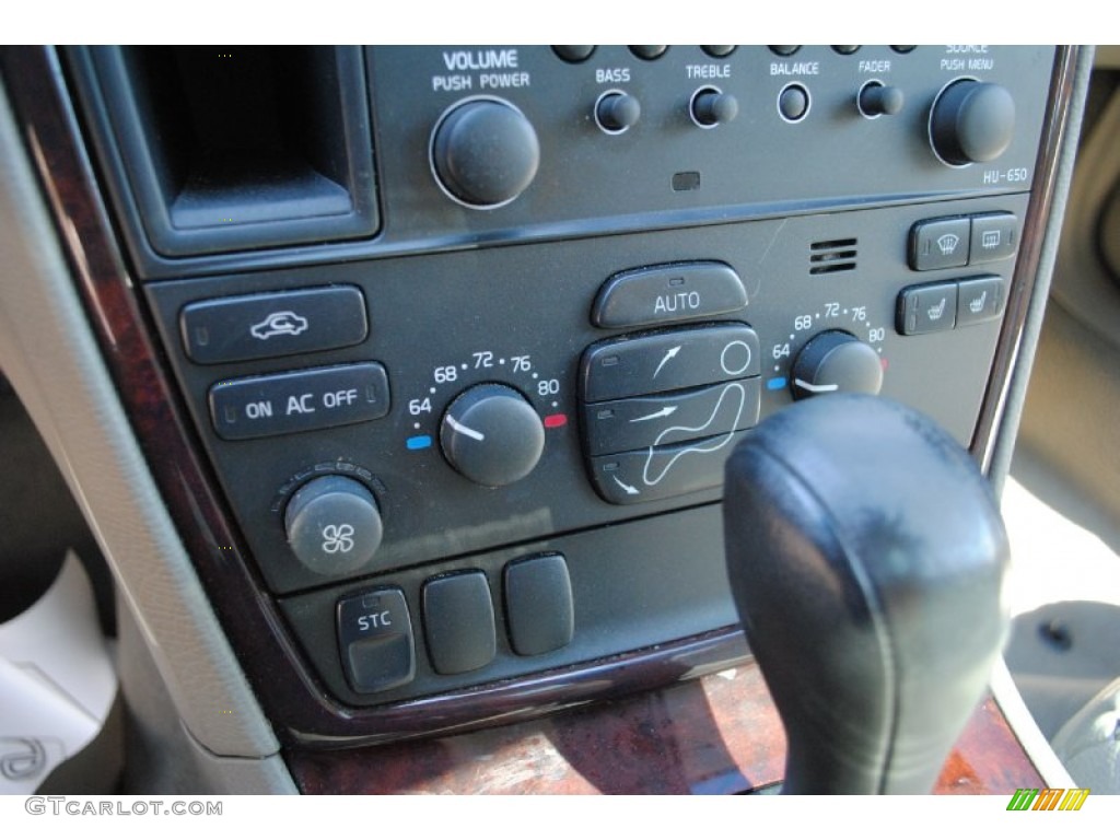 2005 V70 2.5T - Magic Blue Metallic / Taupe/Light Taupe photo #22