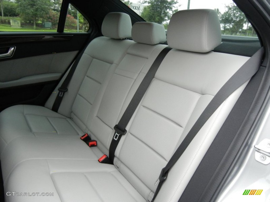 2010 Mercedes-Benz E 350 Sedan Rear Seat Photo #66350623