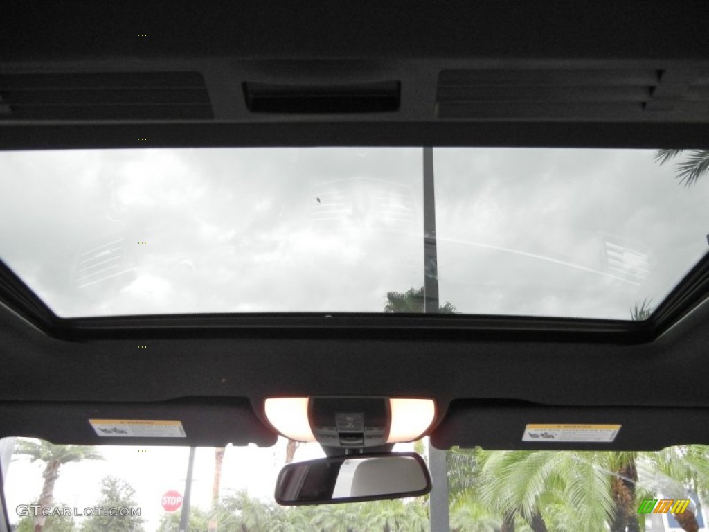 2010 Mercedes-Benz E 350 Sedan Sunroof Photo #66350648