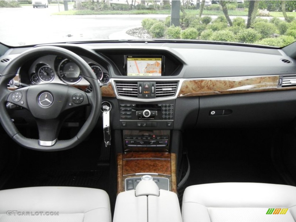 2010 Mercedes-Benz E 350 Sedan Ash Gray Dashboard Photo #66350655