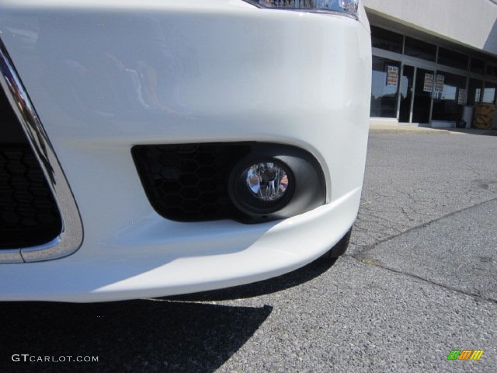 2012 Lancer GT - Wicked White / Black photo #9