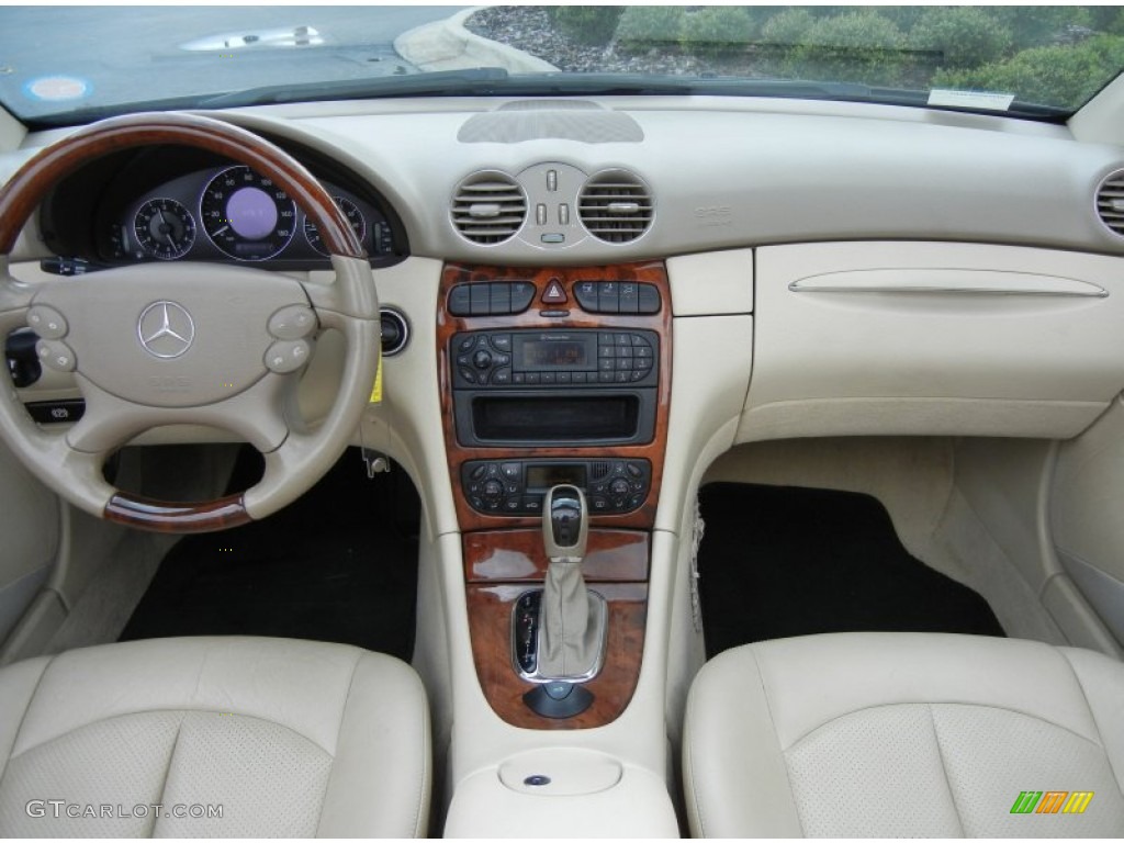 2004 Mercedes-Benz CLK 500 Cabriolet Ash Dashboard Photo #66351277