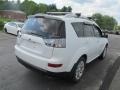 2008 Diamond White Pearl Mitsubishi Outlander SE 4WD  photo #6