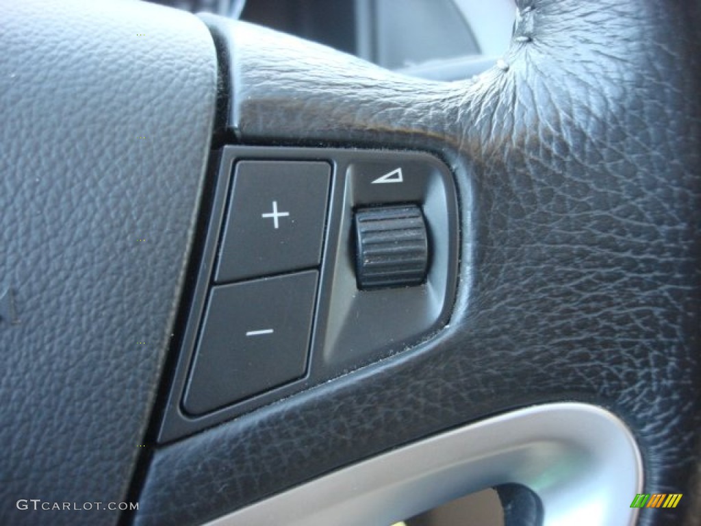 2008 Saturn VUE XR Controls Photo #66352439