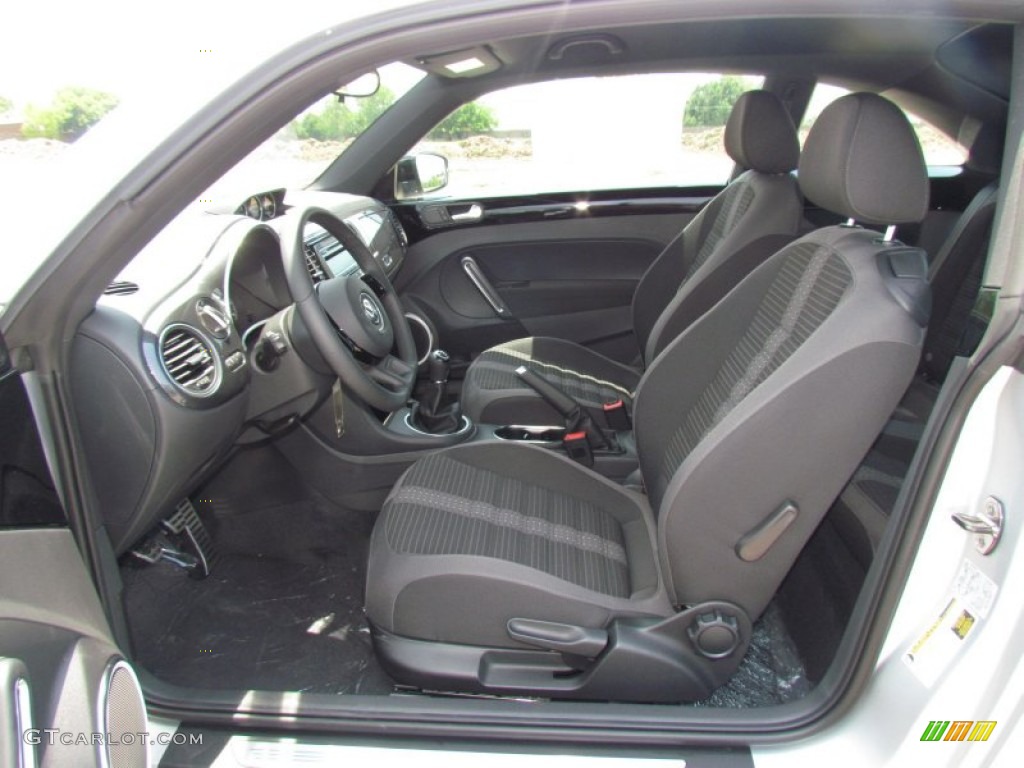 Titan Black Interior 2012 Volkswagen Beetle Turbo Photo #66359093