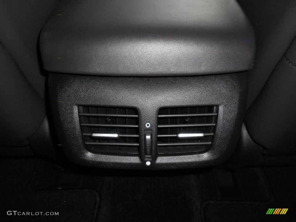 2012 ZDX SH-AWD Technology - Crystal Black Pearl / Ebony photo #18