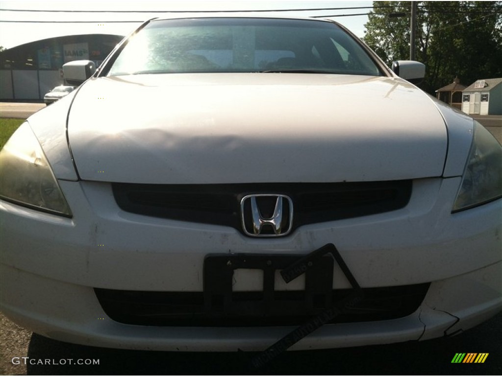 2003 Accord LX Sedan - Taffeta White / Ivory photo #3