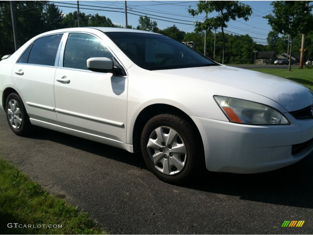 2003 Accord LX Sedan - Taffeta White / Ivory photo #5