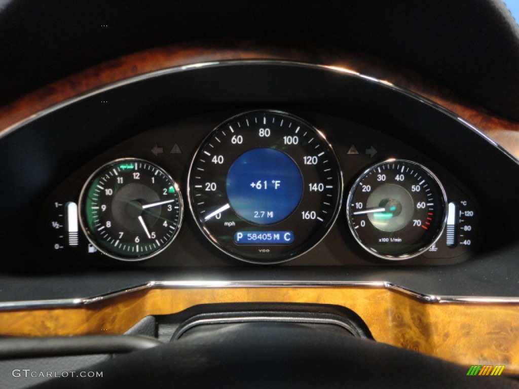 2006 Mercedes-Benz CLS 500 Gauges Photo #66365357