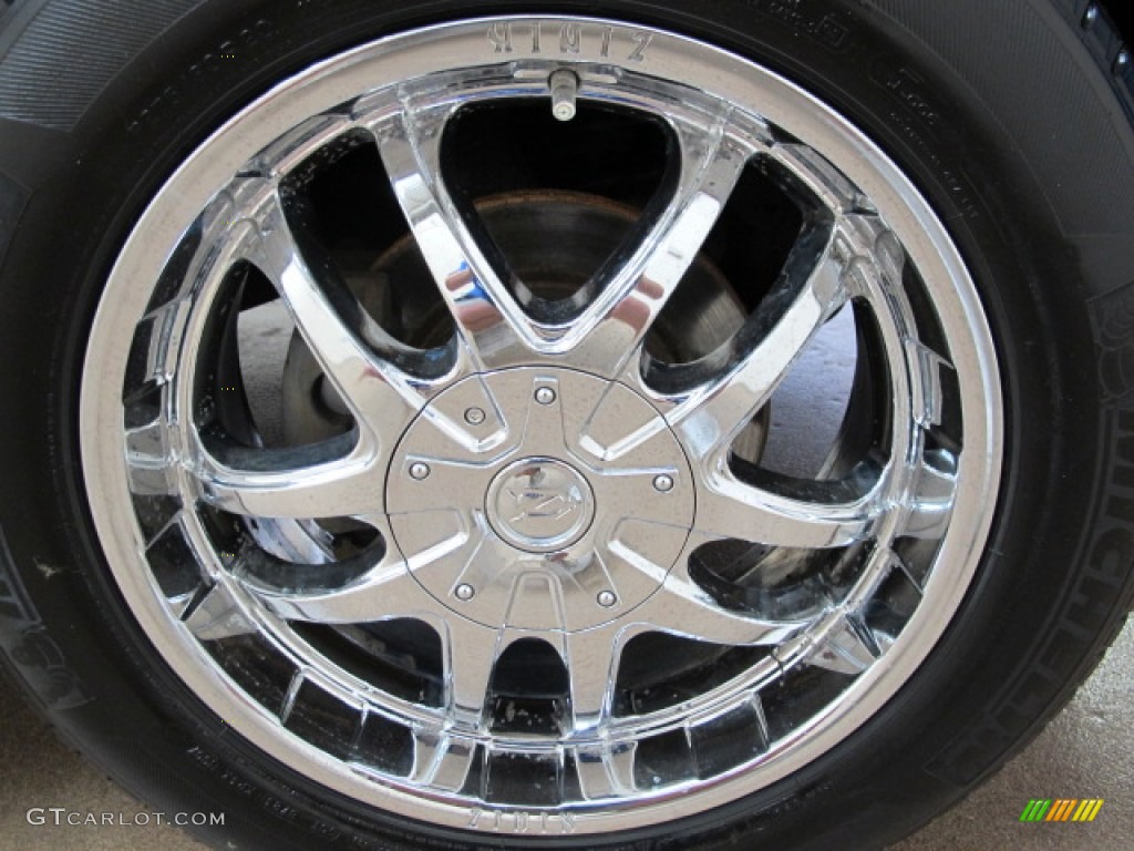 2005 Infiniti QX 56 4WD Custom Wheels Photos