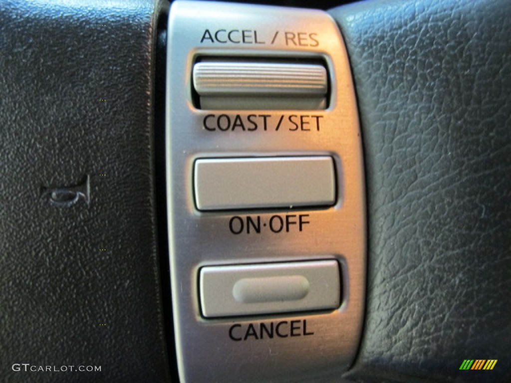 2005 Infiniti QX 56 4WD Controls Photo #66365948