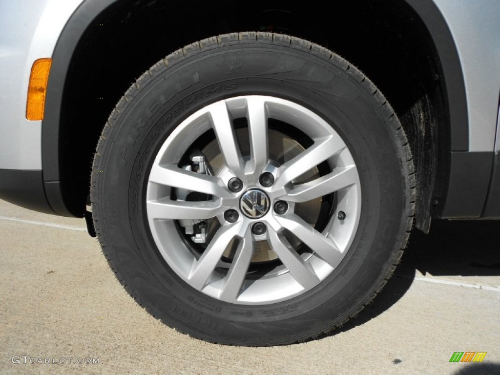 2012 Volkswagen Tiguan LE Wheel Photos