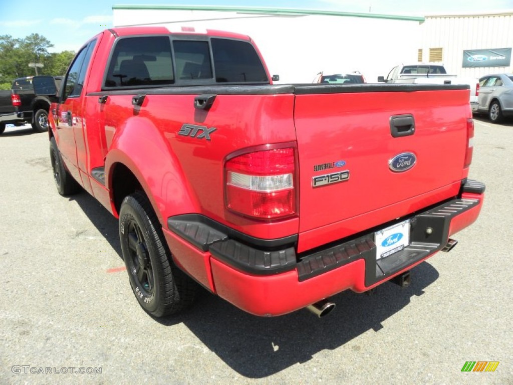 2005 F150 STX Regular Cab Flareside - Bright Red / Medium Flint Grey photo #14
