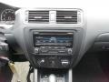 Black - Jetta SE Sedan Photo No. 17
