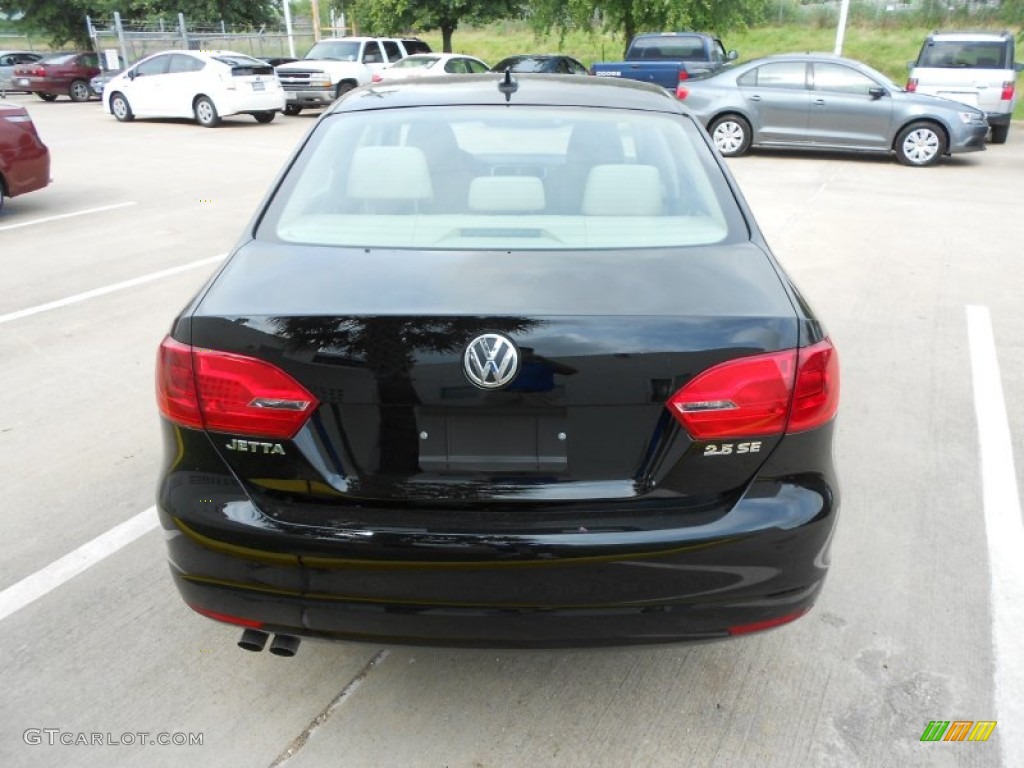 2012 Jetta SE Sedan - Black / Cornsilk Beige photo #6