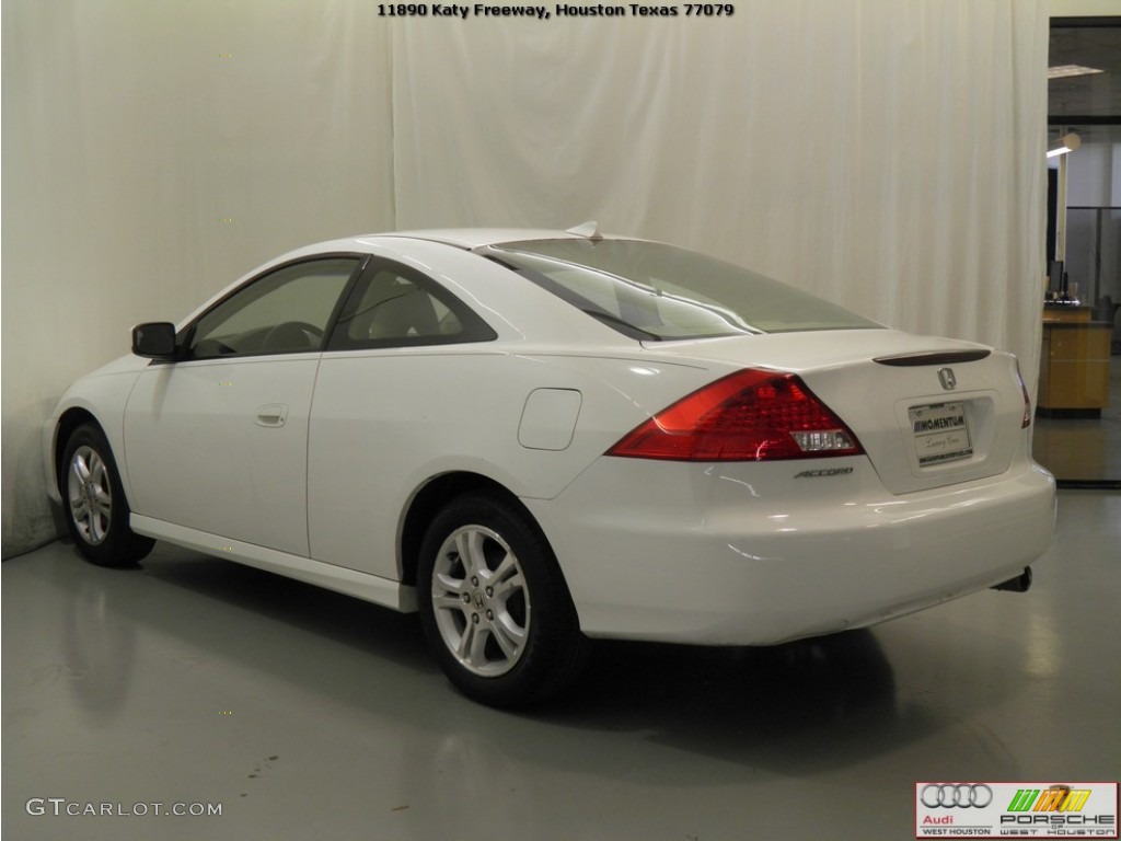 2007 Accord LX Coupe - Taffeta White / Ivory photo #19