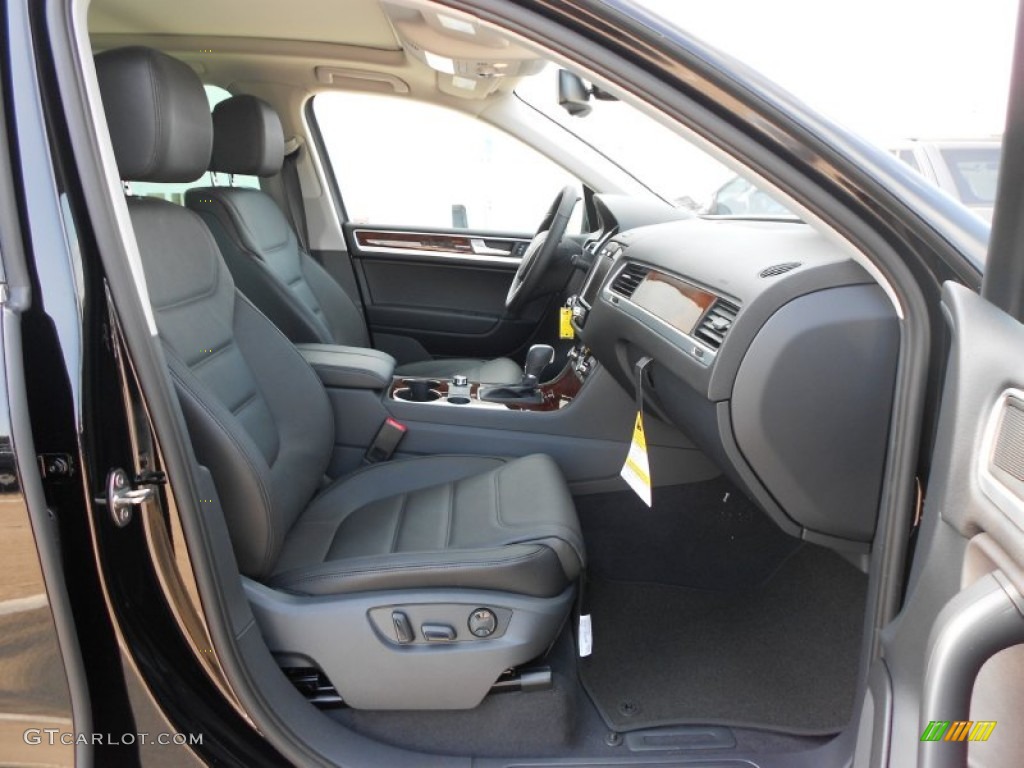 Black Anthracite Interior 2012 Volkswagen Touareg TDI Lux 4XMotion Photo #66372362
