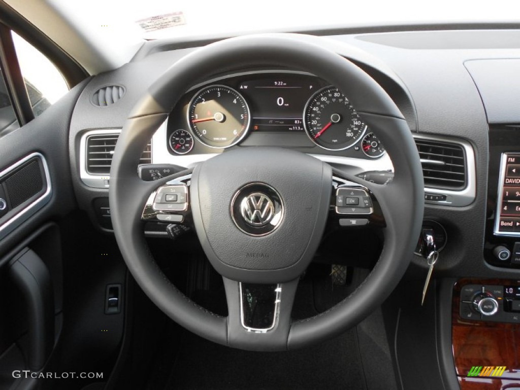 2012 Volkswagen Touareg TDI Lux 4XMotion Black Anthracite Steering Wheel Photo #66372386
