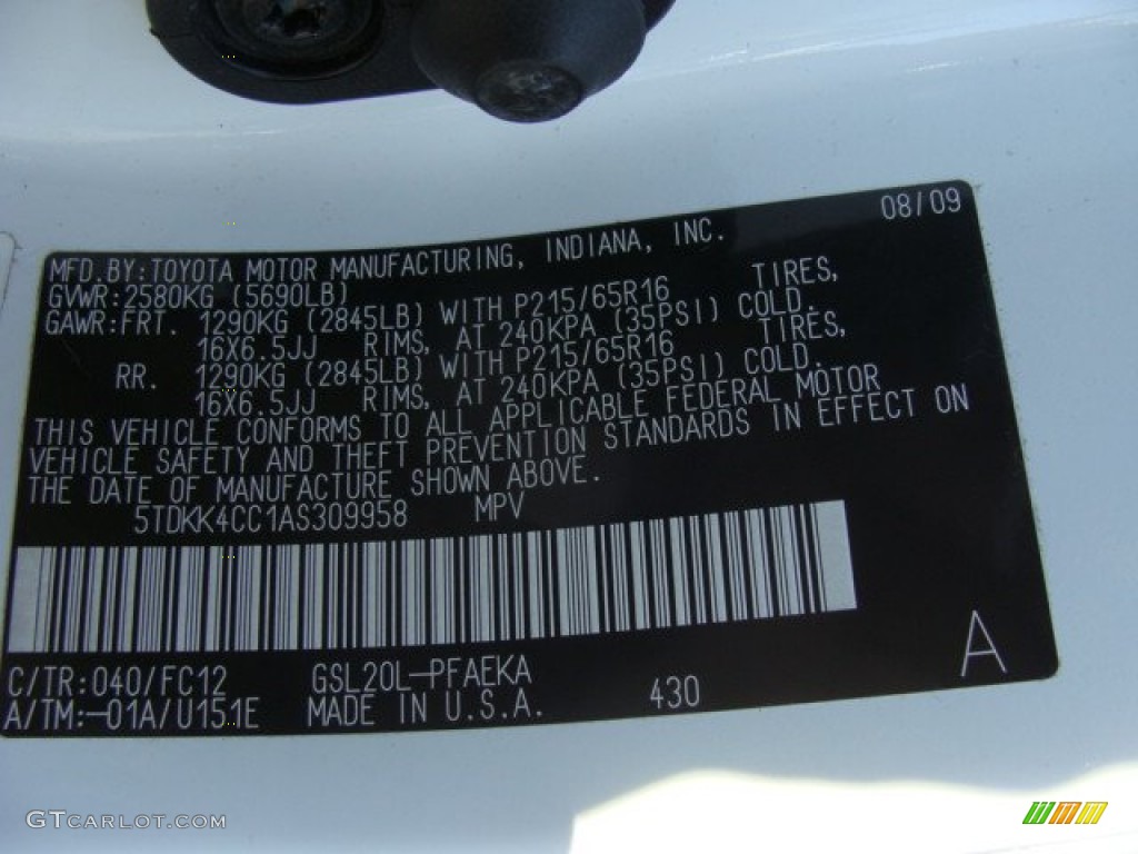 2010 Sienna LE - Super White / Stone photo #15