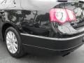 Deep Black - Passat Turbo Sedan Photo No. 10