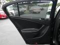 Deep Black - Passat Turbo Sedan Photo No. 22