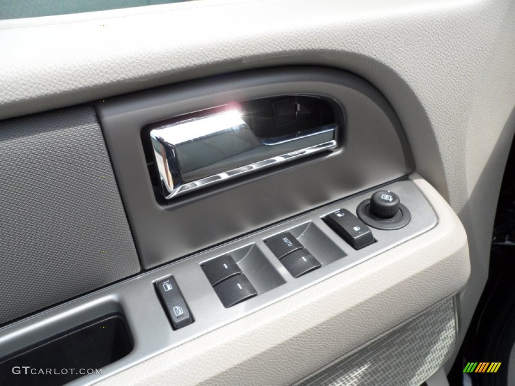 2011 Ford Expedition EL XLT Controls Photo #66376080