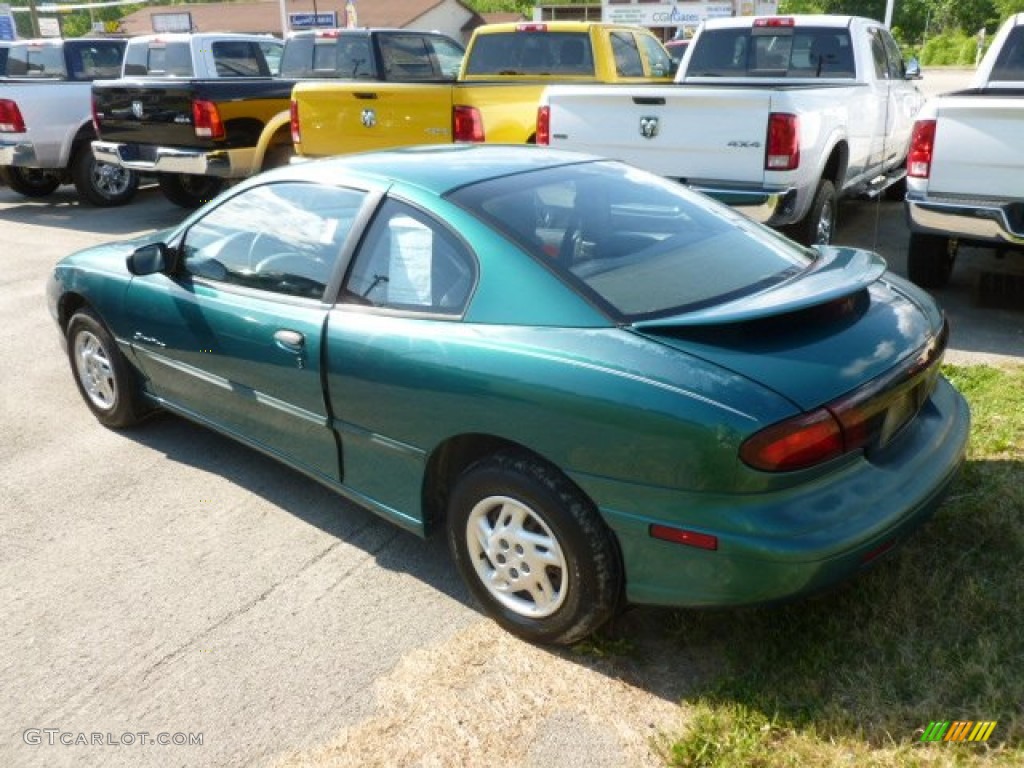 1997 Sunfire SE Coupe - Dark Teal Metallic / Graphite photo #5