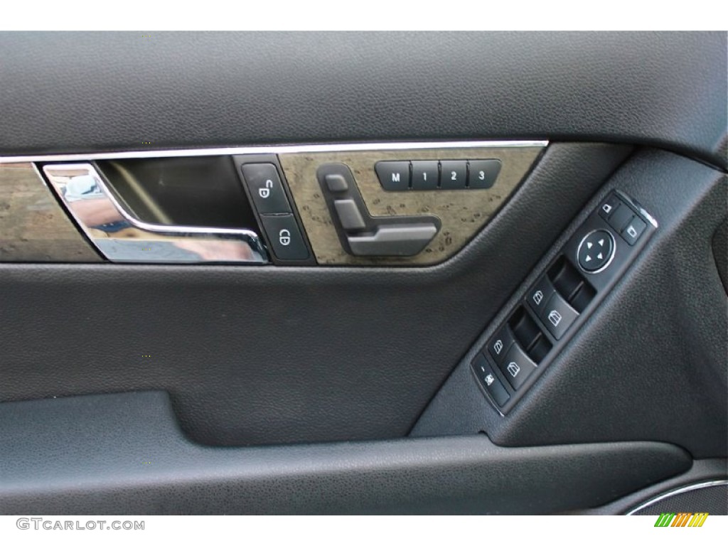 2009 Mercedes-Benz C 350 Sport Controls Photo #66384179